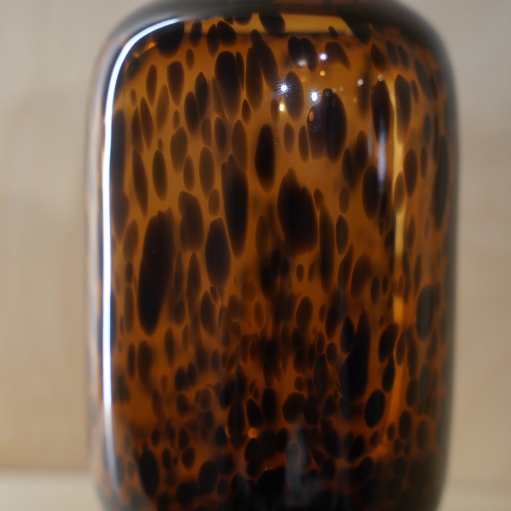 O10-03\04\05 فازة شفافة زجاج ملون