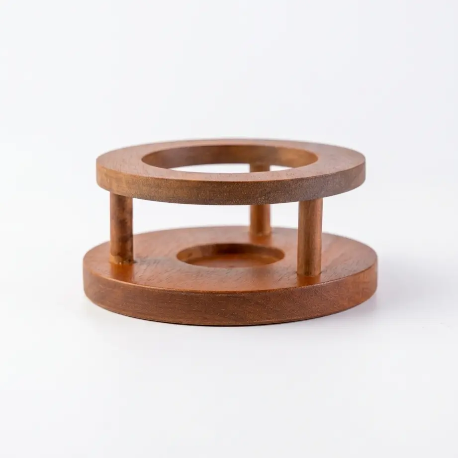 O8-41 قاعدة قوري خشب