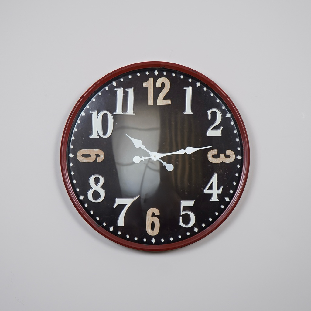 O5-25  ساعة جدارية دائرية قطر 60 سم سوداء باطار احمر معدني