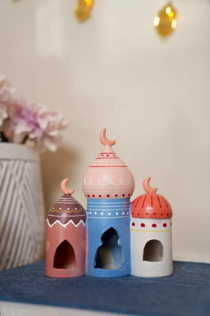 RMD26-15 ثلاث فوانيس ديكورية رزن رسم يدوي الوان