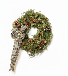 Bloom-01 اكليل اخضر بشريط ذهبي