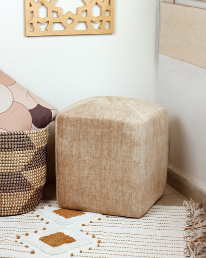 Kit-Pouf طابورية كت