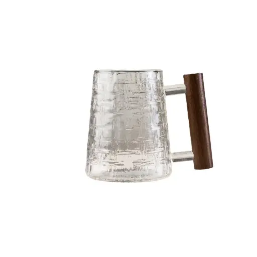 O8-25 كوب زجاج بيد خشبية