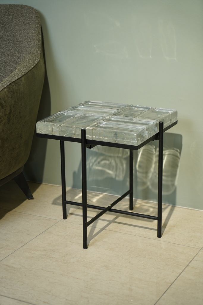 O5-35 طبلة مربعة زجاج طابوق 40*40