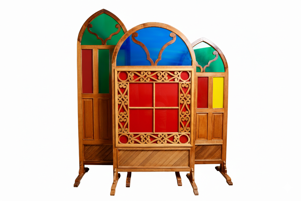 قاطع بغدادي شباك ملون