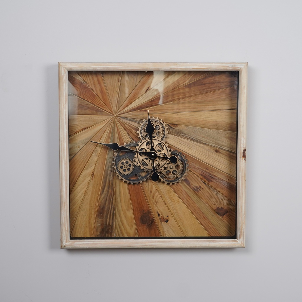 O5-01 ساعة جدارية ميكانيك مربع 60*60 خشب