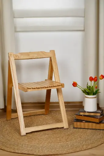 VN4-11 كرسي خشبي