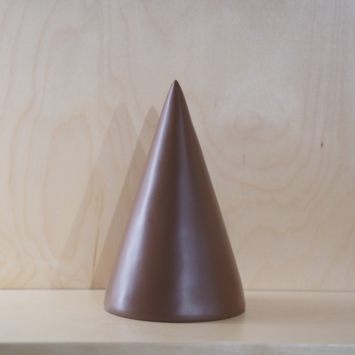 O10-23 تمثال ديكور مخروط جوزي