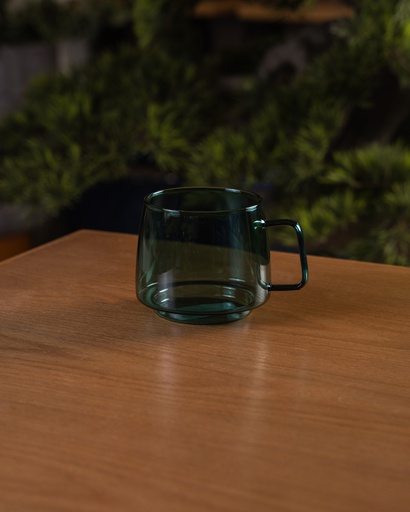 O10-26 كوب زجاجي ملون