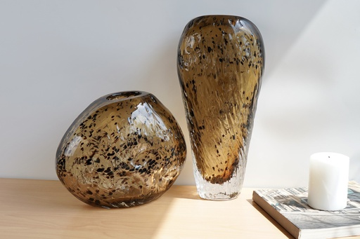 O6-04/05 فازة زجاج ملون منقط